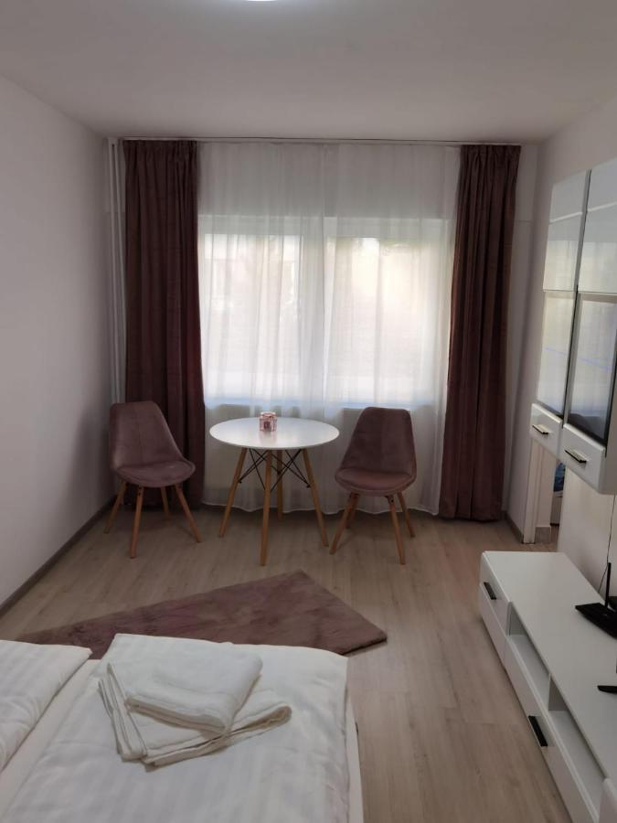 Focus Room Csíkszereda Kültér fotó